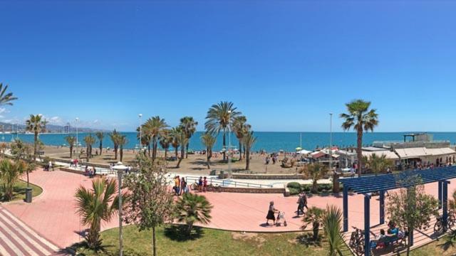Camaretas Sweet Dreams Acogedor Piso Junto Al Mar Apartment Málaga Exterior foto